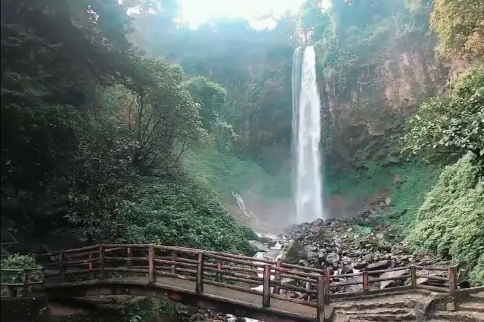 Tempat Wisata Terbaik di Karanganyar yang Harus Anda Kunjungi untuk Liburan